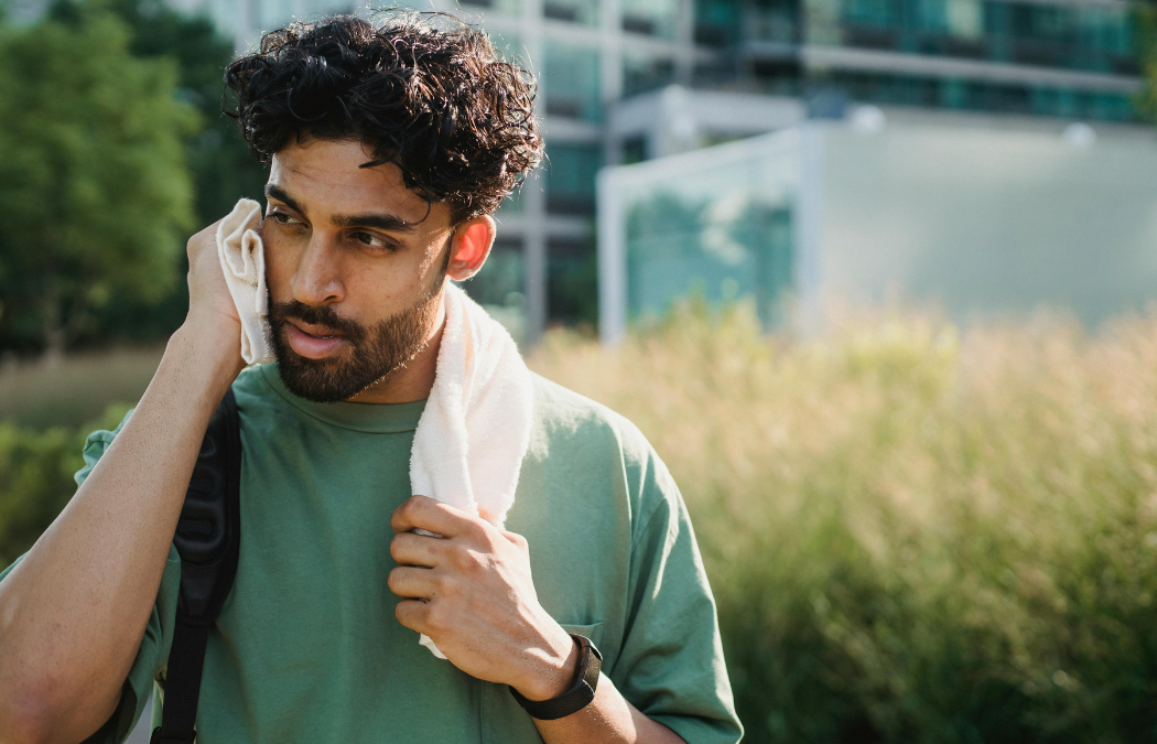 Don’t hide away from hyperhidrosis